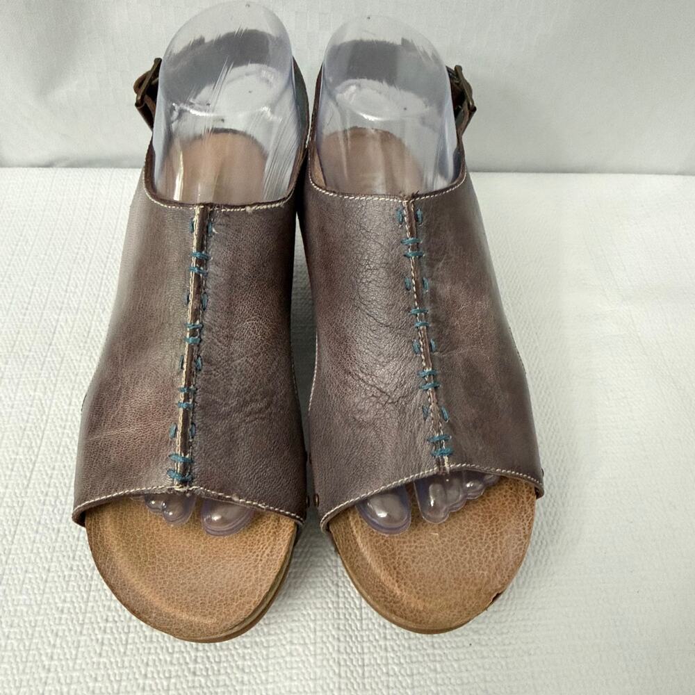 Roan by Bed Stu Fortnite Wedge Sandals Womens Size 9 Studded Brown Leather - Picture 4 of 12